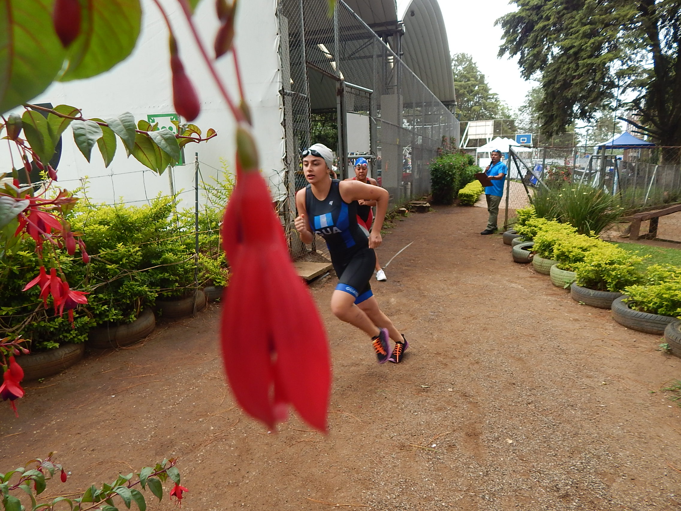 EN IMAGENES II TRIATHLE ESCOLAR